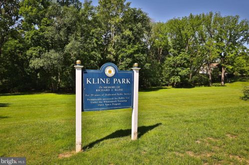 225 Ash Ln, Miquon PA 19444-2101 exterior