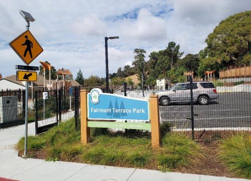 2081 Horne St, San Leandro CA  94578-1465 exterior
