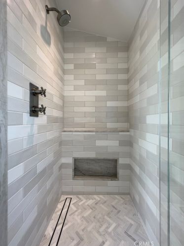 209 Crystal Ave, Newport Beach CA  92662-1313 exterior