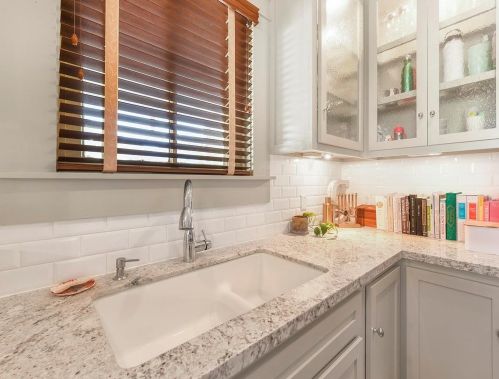 1509 Mechanic St, Galveston TX 77550-2531 exterior