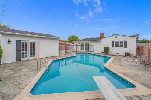 821 Woodcroft Ave, Glendora CA  91740-5447 exterior