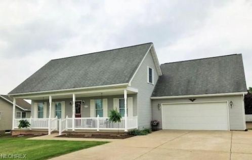 1375 Meadowbrook Ln, Kilgore, OH 44615-9475