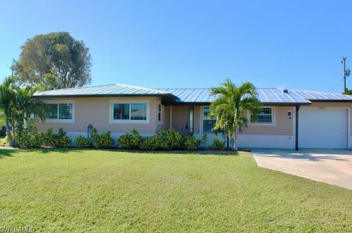 3752 2nd Ave, Cape Coral FL  33904-4807 exterior