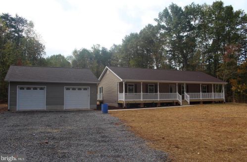 7401 Stubbs Bridge Rd, Spotsylvania, VA 22551-5702