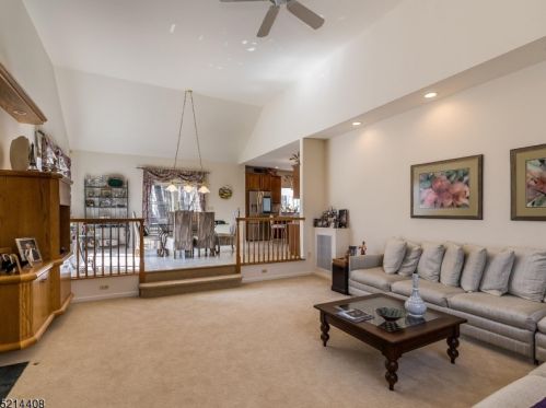 7 Mill Creek Rd, Sparta NJ  07871-3858 exterior