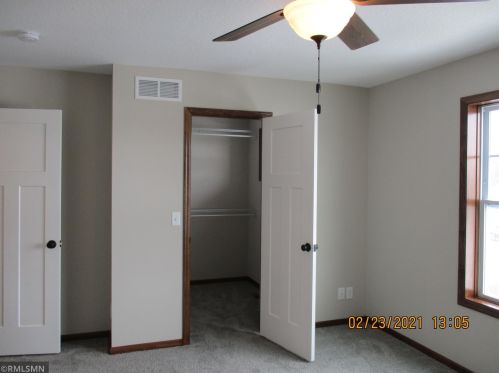 1025 45th Ave, Saint Cloud MN  56304-4667 exterior