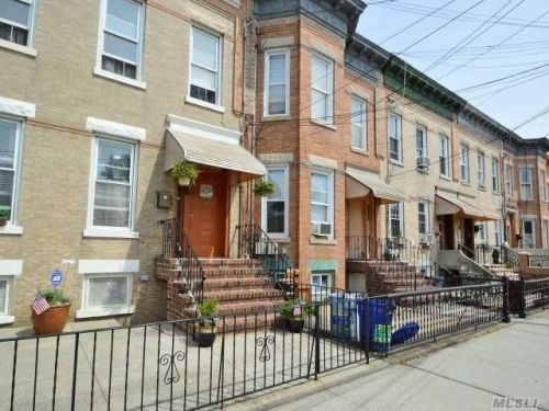 7415 87th Rd, Jamaica, NY 11421-1839