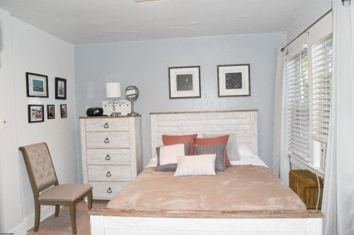 10 Augustus St, Bloomfield NJ  07003-3704 exterior