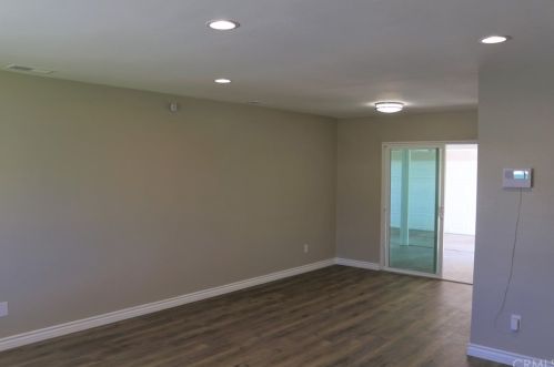 327 Erwin St, Rialto CA  92376-6018 exterior