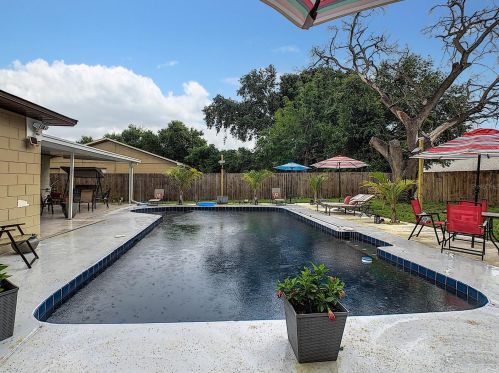 2425 Franklin Dr, Kissimmee FL 34744-2725 exterior