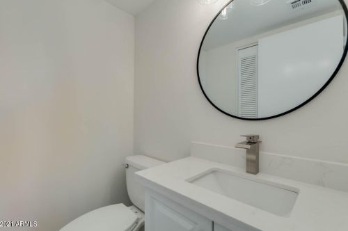 4447 Solano Dr, Glendale AZ  85303-4618 exterior