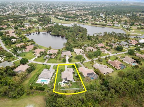 523 Squire Johns Ln, Palm City FL  34990-7824 exterior