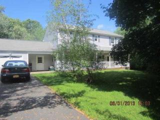 325 High St, Monroe, NY 10950-1520