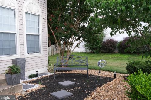 9825 Nugget Ct, Bristow, VA 20136-2430