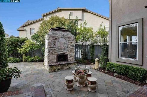 11030 Inspiration Cir, Pleasanton CA 94568-5530 exterior
