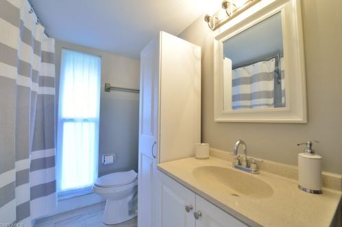 229 Palm Dr, Naples FL  34112-4918 exterior