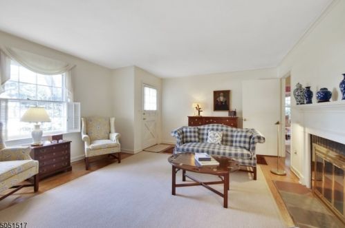 350 Lafayette Ave, Chatham Township NJ  07928-1652 exterior