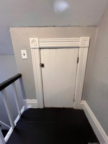 23 Bentley Ave, Norwich CT  06360-6901 exterior