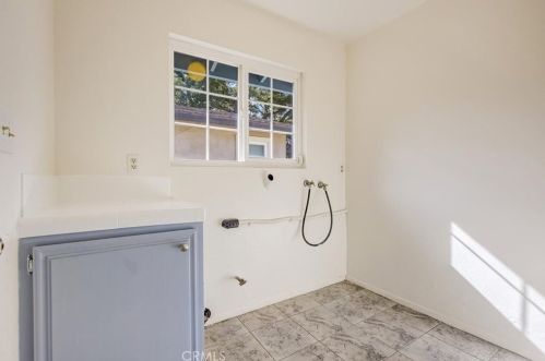 424 Valley Center Ave, Glendora CA  91741-3856 exterior