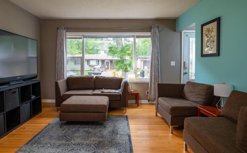 2574 2nd Ave, Saint Paul, MN 55109-3316
