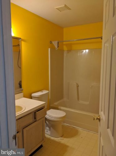 6 Orlando, Erial NJ 08081 exterior