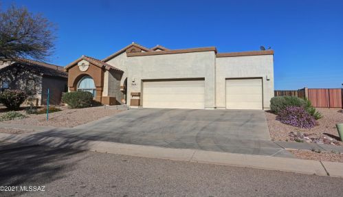 6285 Eagle Cove Dr, Tucson, AZ 85757-1622