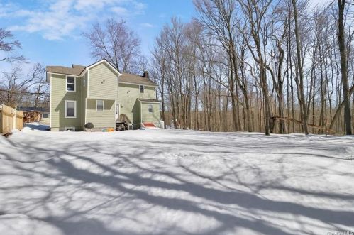 18 Russell St, South Fallsburg NY  12779-5717 exterior