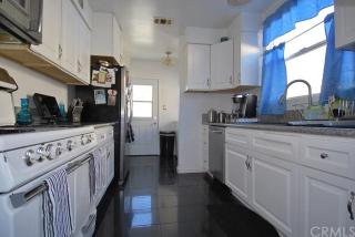 2819 Centralia St, Lakewood, CA 90712-3337