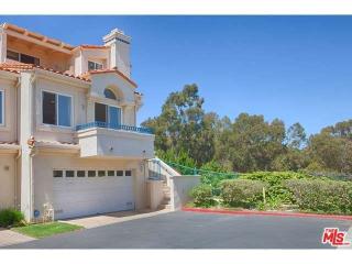 6457 Zuma View Pl, Malibu, CA 90265-4493