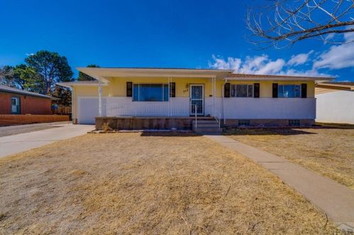 112 Cornell Cir, Pueblo CO  81005-1613 exterior