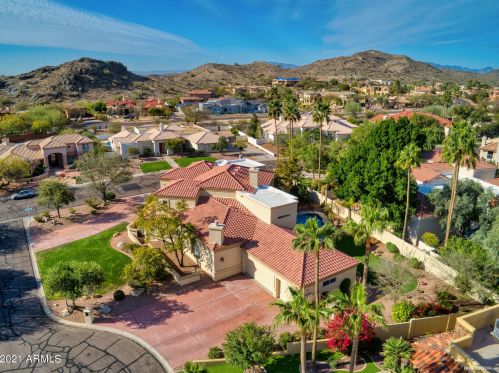 12640 35 Pl, Phoenix AZ 85032-3935 exterior