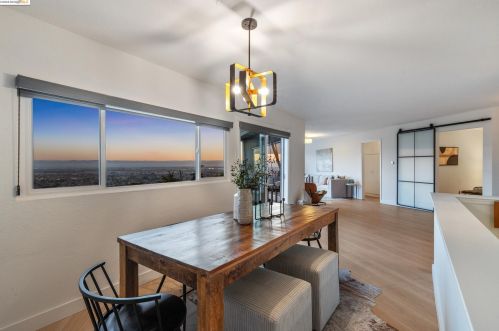 8017 Crest Ave, Oakland CA  94605-3611 exterior