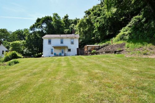 535 Harker St, Pittsburgh, PA 15220-5006