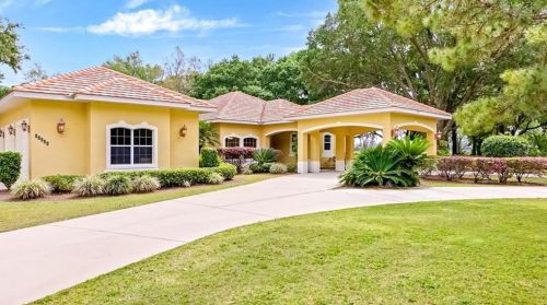 27846 Shirley Shores Rd, Tavares, FL 32778-9686