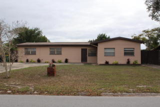 625 Scotty Dr, Titusville, FL 32780-6923