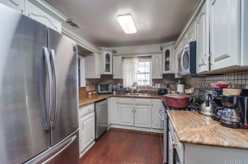 1766 Berrydale St, El Cajon CA  92021-3107 exterior