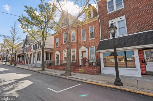 108 King St, Lees Cross Roads, PA 17257-1326
