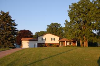 7210 Frailey Rd, Vermilion, OH 44089-9383