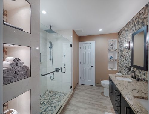 84 Ln Costa Dr, Annandale NJ  08801-1665 exterior