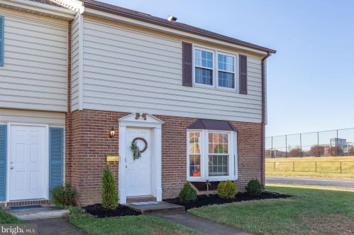 300 Clay St, Fredericksburg, VA 22408-1917