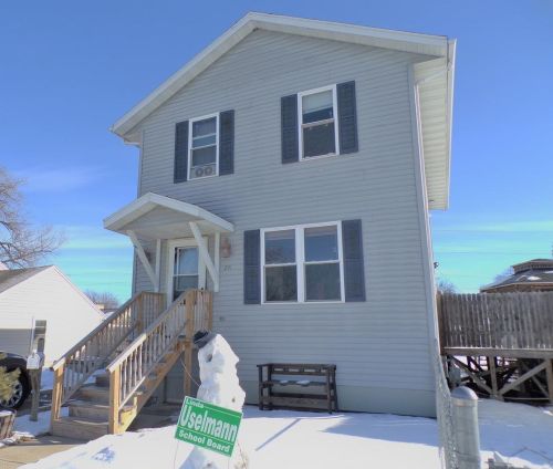 291 Mckinley St, Fond Du Lac, WI 54935-2569