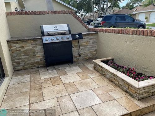 506 Maplewood Dr, West Palm Beach, FL 33415-1463