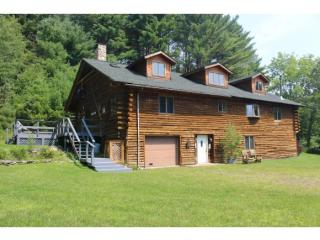 25 Pantaleon Rd, Sunderland, VT 05250-9599