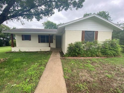 504 6th St, Midlothian TX  76065-2608 exterior