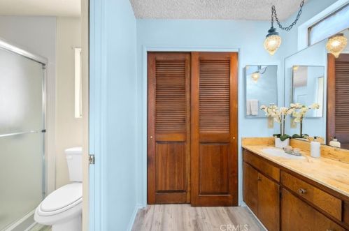 15328 Cranbrook Ave, Lawndale CA  90260-2425 exterior