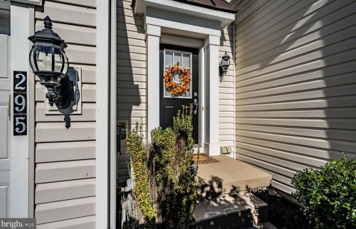 295 Caldwell Cir, Downingtown, PA 19335-4969