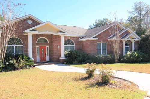 92 Placid Lake Dr, Defuniak Springs, FL 32433-4509