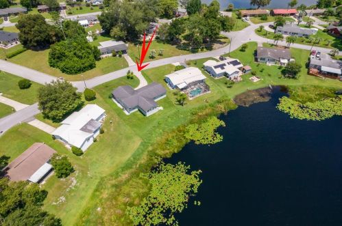 15 Wisteria Dr, De Bary FL  32713-2446 exterior