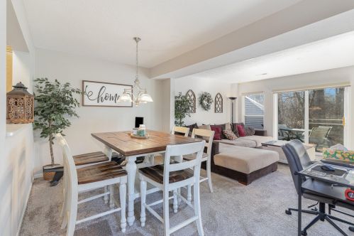 411 Springmill Dr, Newport KY  41076-1947 exterior