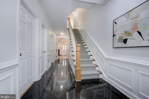 5305 Sherier Pl, Washington, DC 20016-2507